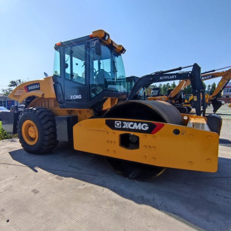 roller XCMG XS233J 42